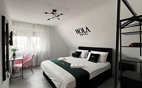 Hotel Hola